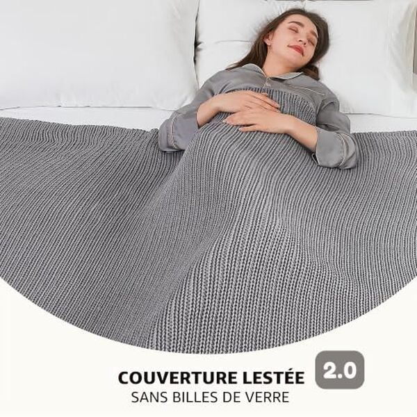 Découvrez notre avis détaillé sur la couverture lestée Agraty en tricot épais. Comparaison des modèles 6 et 8 kg, avantages et inconvénients pour un meilleur sommeil. 