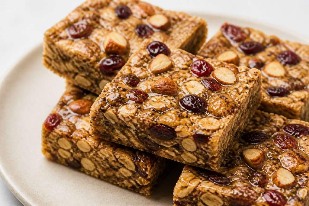 Recette de barres de céréales healthy à l'avoine et au beurre de cacahuète